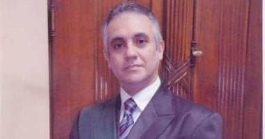 سيرته الذاتية لمحمود الشريف بعد تعيينه وزيرا للعدل في الحكومة الجديدة