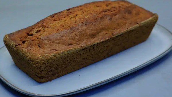 كيك التمر في البيت حلوى لذيذة