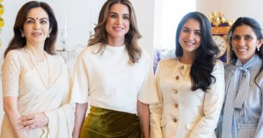 الملكة رانيا العبدالله بإطلالة مستوحاة من التراث الهندي