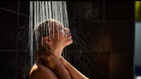 ترند الاستحمام في الظلام يساعد على النوم أسرع