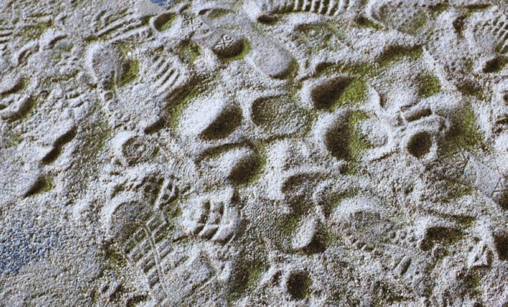 من تراب القمر إلى أكسجين: تقنية رائدة تقلب المستحيل إلى واقع