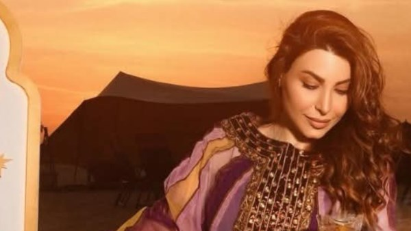 نجمات يستقبلن رمضان بالعبايات والقفاطين في جلسة تصوير خاصة