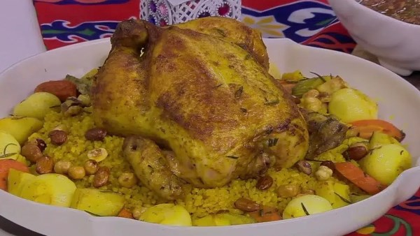 سفرة اليوم الثالث من رمضان: دجاج بالزبدة محشي بالخضار