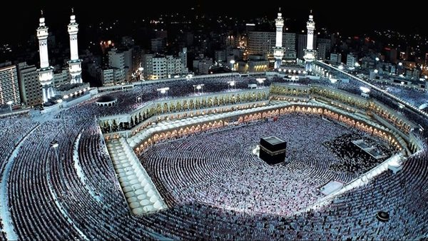 السياحة تتابع انتظام رحلات العمرة وسير البرامج المعتمدة في رمضان