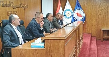 رئيس هيئة البترول: المرحلة الراهنة تستلزم تعاون الجميع لزيادة الإنتاج