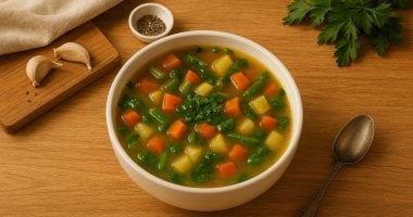 اجعلها فطورك: شوربة الخضار تقوي المناعة وتمنع الانتفاخ