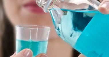 غسول الفم الصباحي قد يرفع الضغط.. مخاطر خفية لا يجب تجاهلها