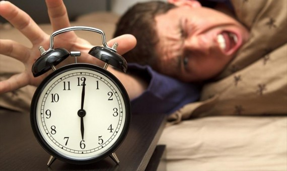 عادات صباحية ترفع هرمون التوتر فاحذرها قبل التاسعة صباحًا