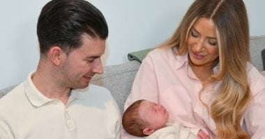 بريطانية تلد طفلاً بعد زراعة رحم من متبرعة متوفاة