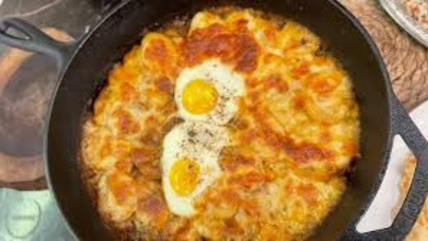 طاجن بطاطس بالبيض بخطوات سهلة وبأقل تكلفة