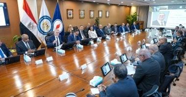 أسيوط للتكرير تغطي 100% من احتياجات الصعيد من البنزين