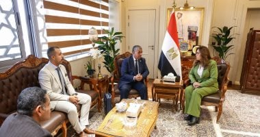 التنمية المحلية والبيئة: تسليم 42 مدفنا صحيا آمنا بالمحافظات