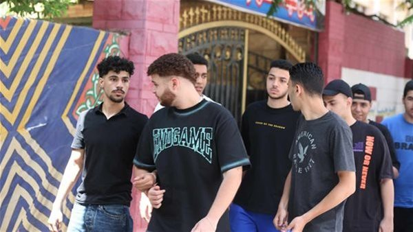 تجاوز نسبة الغياب يدفع مدارس الثانوية العامة لإصدار تحذير صادم للطلاب