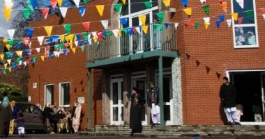 شرطة مانشستر تعتقل رجلاً دخل مسجداً حاملاً سلاحاً