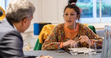 وزير السياحة يعقد لقاءات مع ممثلي صحف إنجليزية