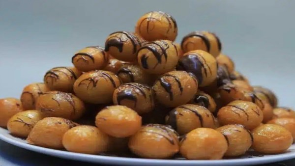 حلويات رمضان: طريقة عمل زلابية الشوكولاتة والسكر