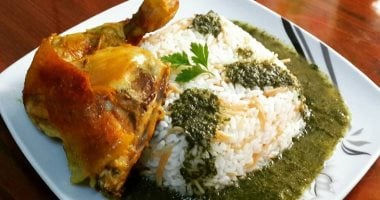 قائمة فطار رمضان 10: ملوخية بالدجاج بنكهة لذيذة