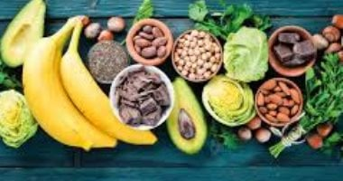 أطعمة تخفض الكوليسترول بفعالية: قائمة عملية لصحة القلب