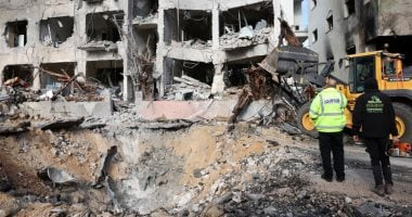 إسرائيليون يهربون للملاجئ مع هجوم إيراني بالصواريخ والطائرات المسيرة