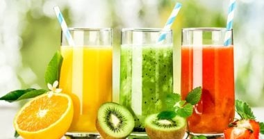 تناول سوائل بكثرة وتجنب المخللات: صيام آمن لمرضى ضغط الدم