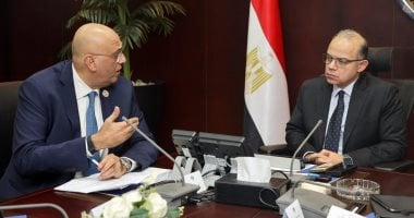 وزير الاستثمار يلتقي رئيس جهاز تنمية المشروعات لدعم ريادة الأعمال