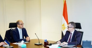 وزير التخطيط يبحث مع مسؤول إقليمي توسيع الشراكات وأمن الغذاء