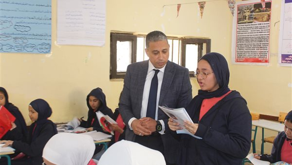 وكيل تعليم الجيزة يقود جولة مفاجئة بالدقي: الحضور والانضباط أولوية