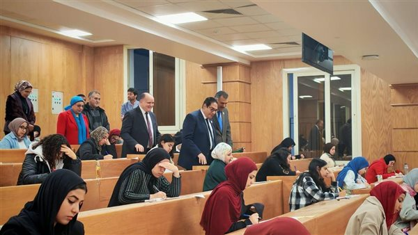 نماذج امتحانات الثانوية العامة 2026: عدد الأسئلة في 8 مواد