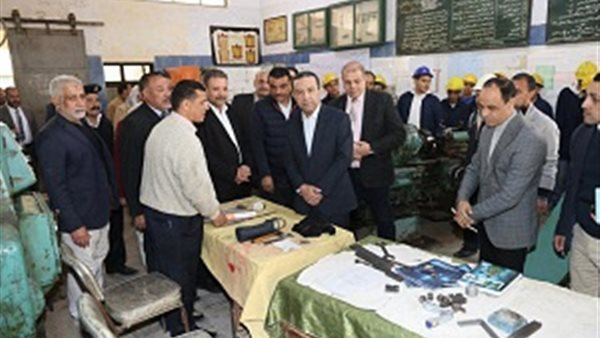 محافظ المنوفية يزور مدارس قويسنا ويشدد على تطوير التعليم الفني