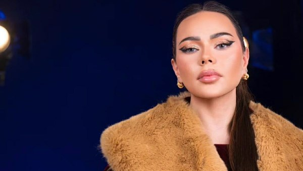 قفطان مغربي يبرز جمال أسماء إبراهيم