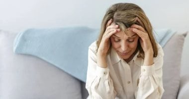 التنميل وحرقان اللسان من علامات انقطاع الطمث غير المعروفة