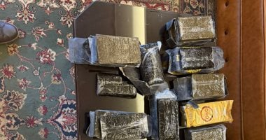 ضبط حشيش ومخدرات ضخمة بمطار القاهرة