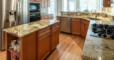 5 خطوات سهلة لإزالة روائح المطبخ الكريهة