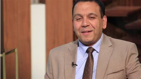 تربوي يقترح استبدال امتحانات مارس وأبريل باختبار ميدتيرم