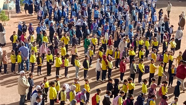 تربوي يقترح بدائل حضور الطلاب وحلول لمواجهة الكثافة في المدارس