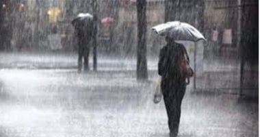 الطقس غدًا: أمطار رعدية ورياح مثيرة للأتربة وارتفاع درجات الحرارة